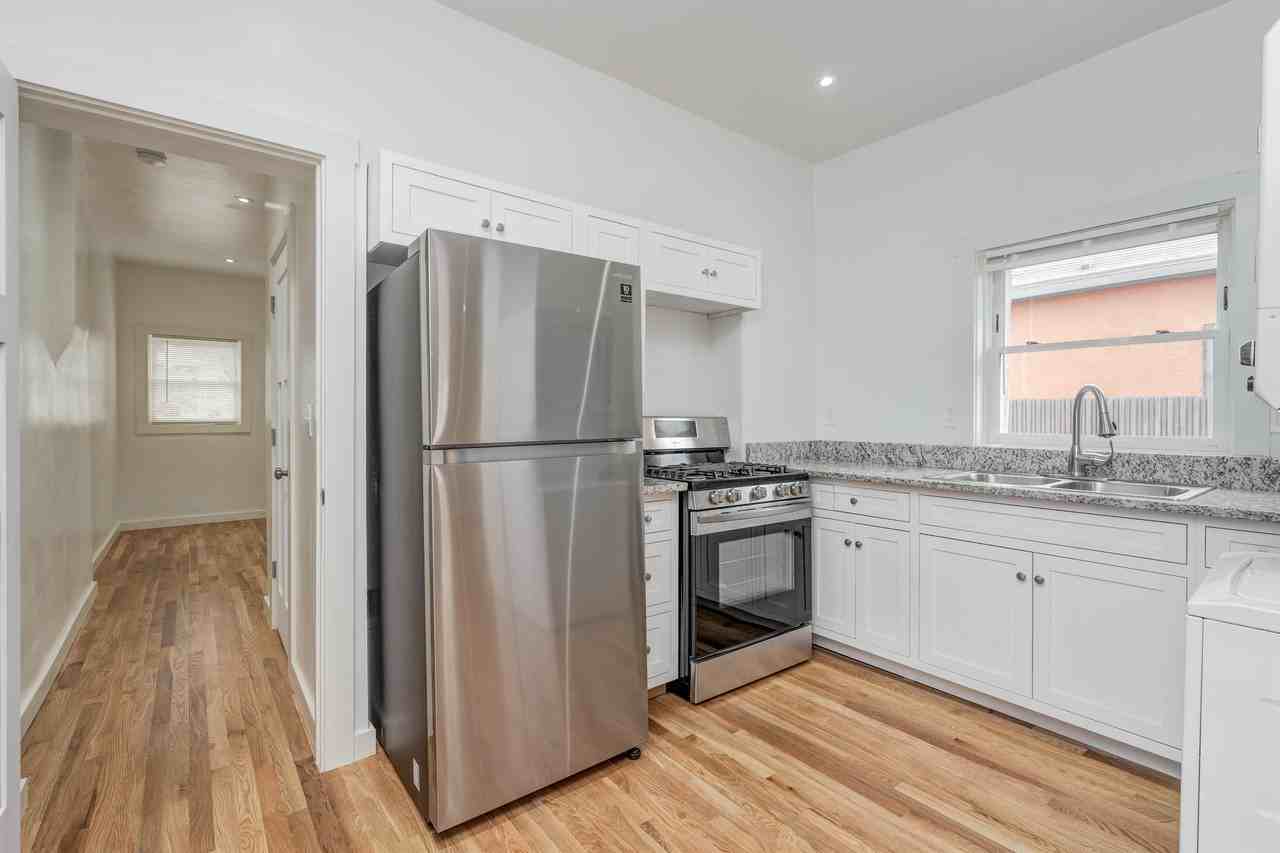 69 W Simpson St #69 - Photo 3 of 16