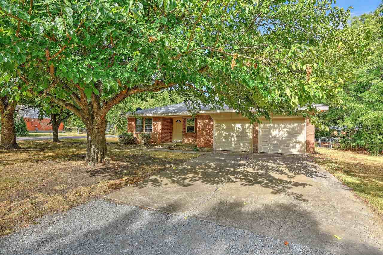 820 Maple Street #1 - Photo 4 of 21