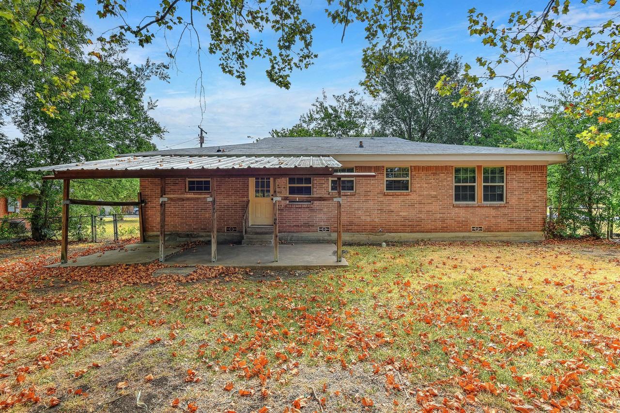 820 Maple Street #1 - Photo 5 of 21