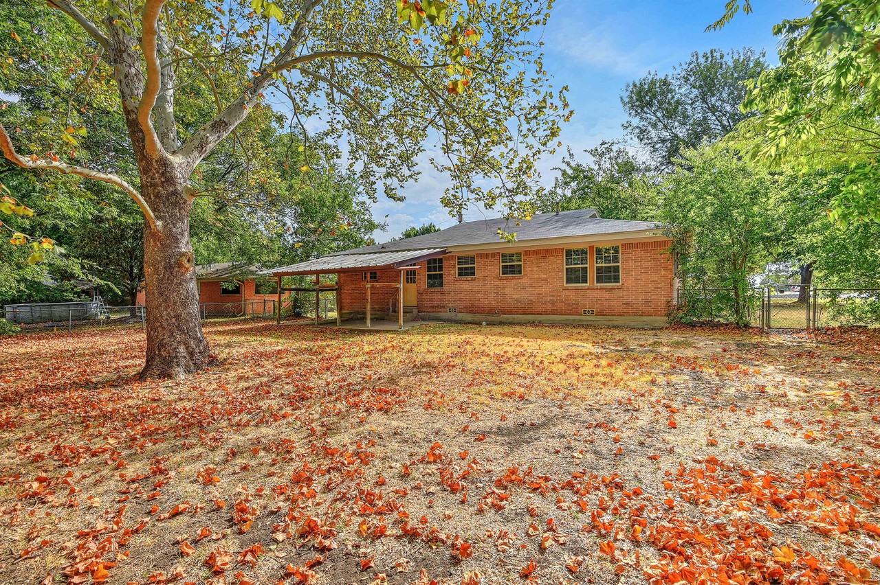 820 Maple Street #1 - Photo 7 of 21