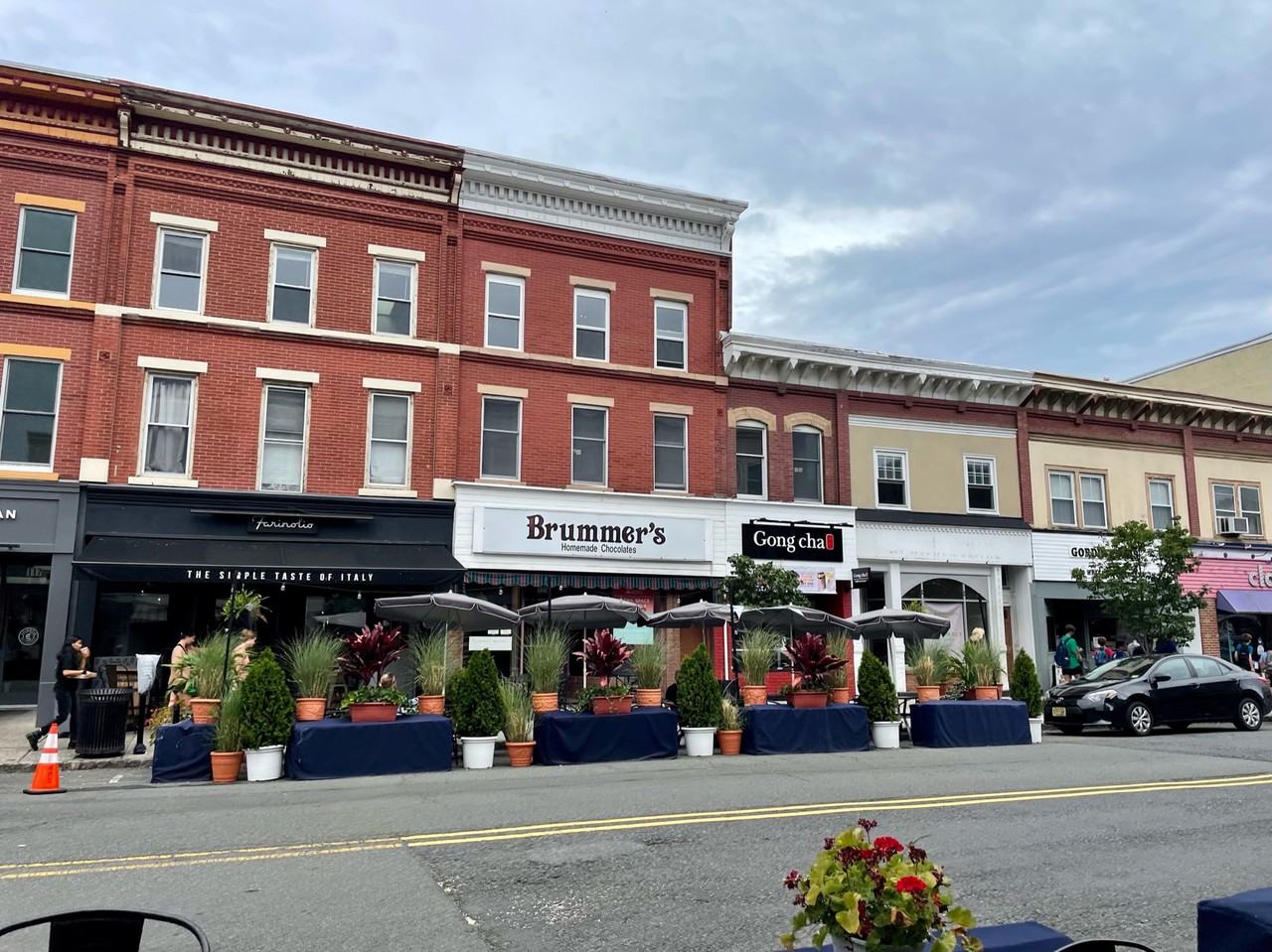 125 E Broad St #1 - Photo 5 of 5