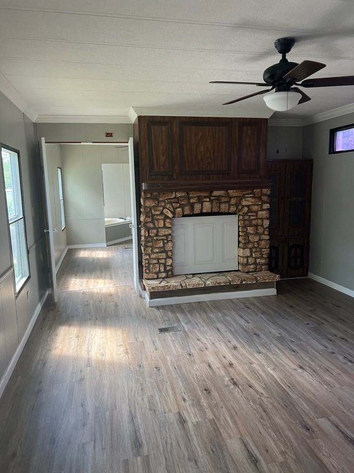 252 Golden Crest Dr #252 - Photo 2 of 12