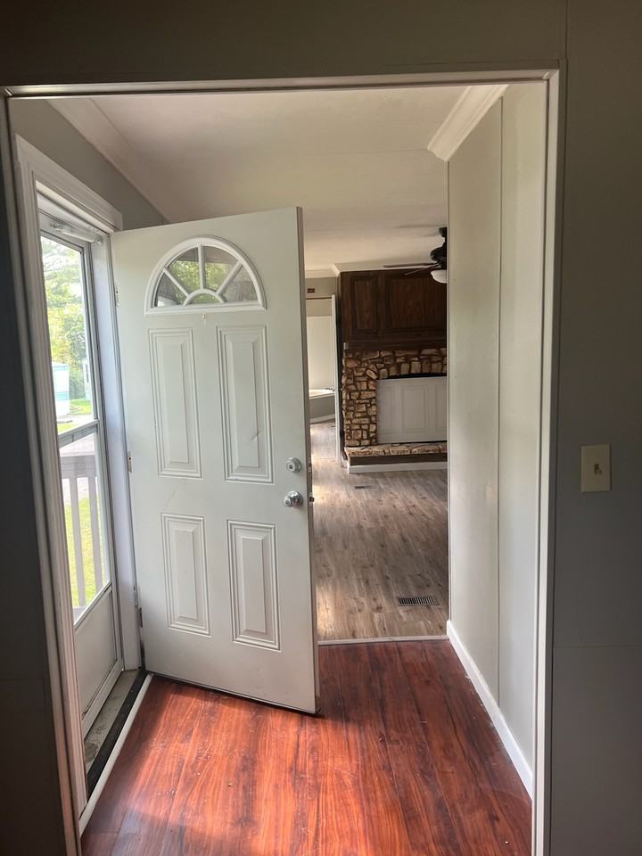 252 Golden Crest Dr #252 - Photo 2 of 18