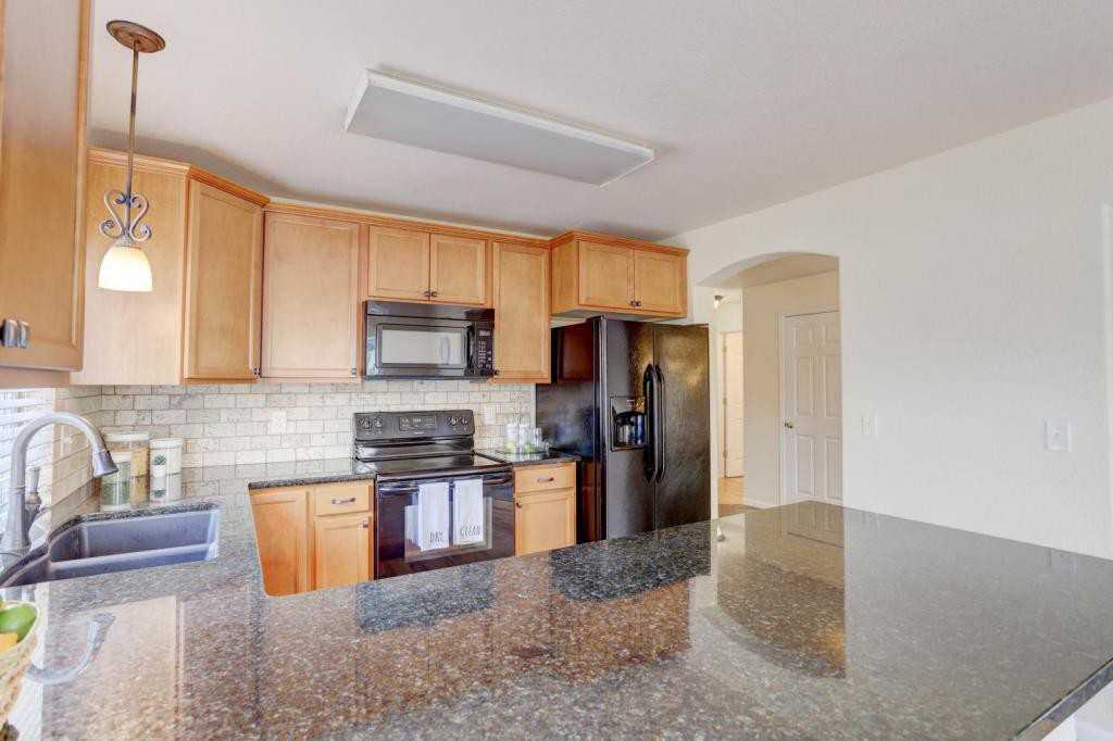 903 Glenwall Dr - Photo 7 of 25
