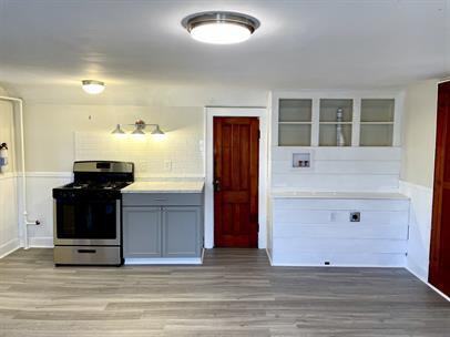 110 Broad Street - Photo 3 of 10