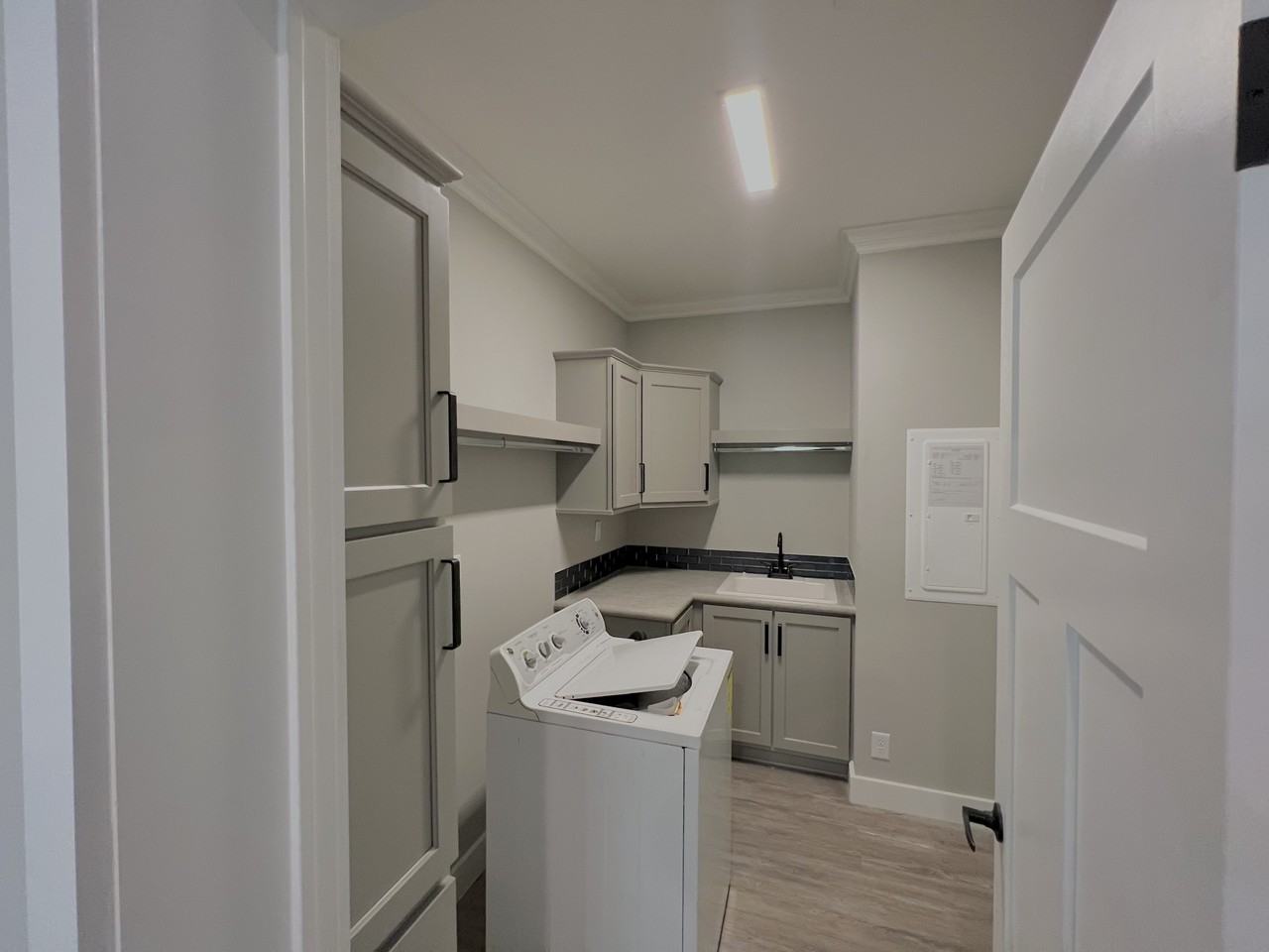 3921 Ocoee Apopka Rd - Photo 3 of 28