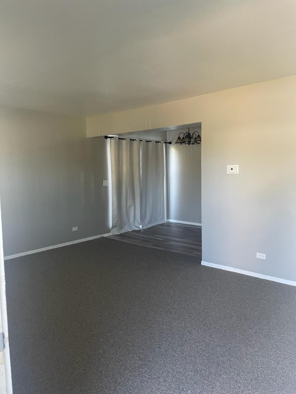 156 Briarwood Ct - Photo 2 of 10