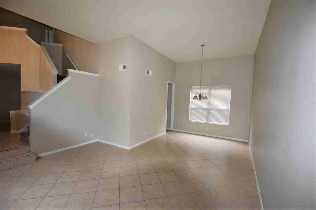 5047 Southampton Cir - Photo 2 of 18