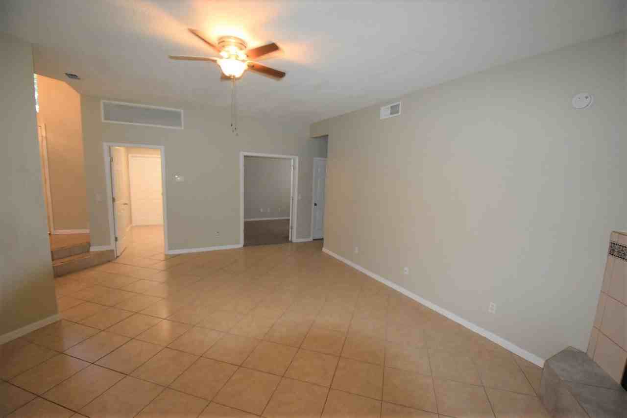 5047 Southampton Cir - Photo 3 of 18