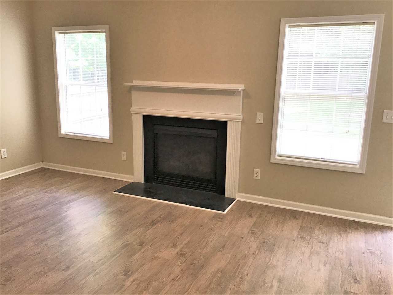 529 Quinn Dr - Photo 2 of 11