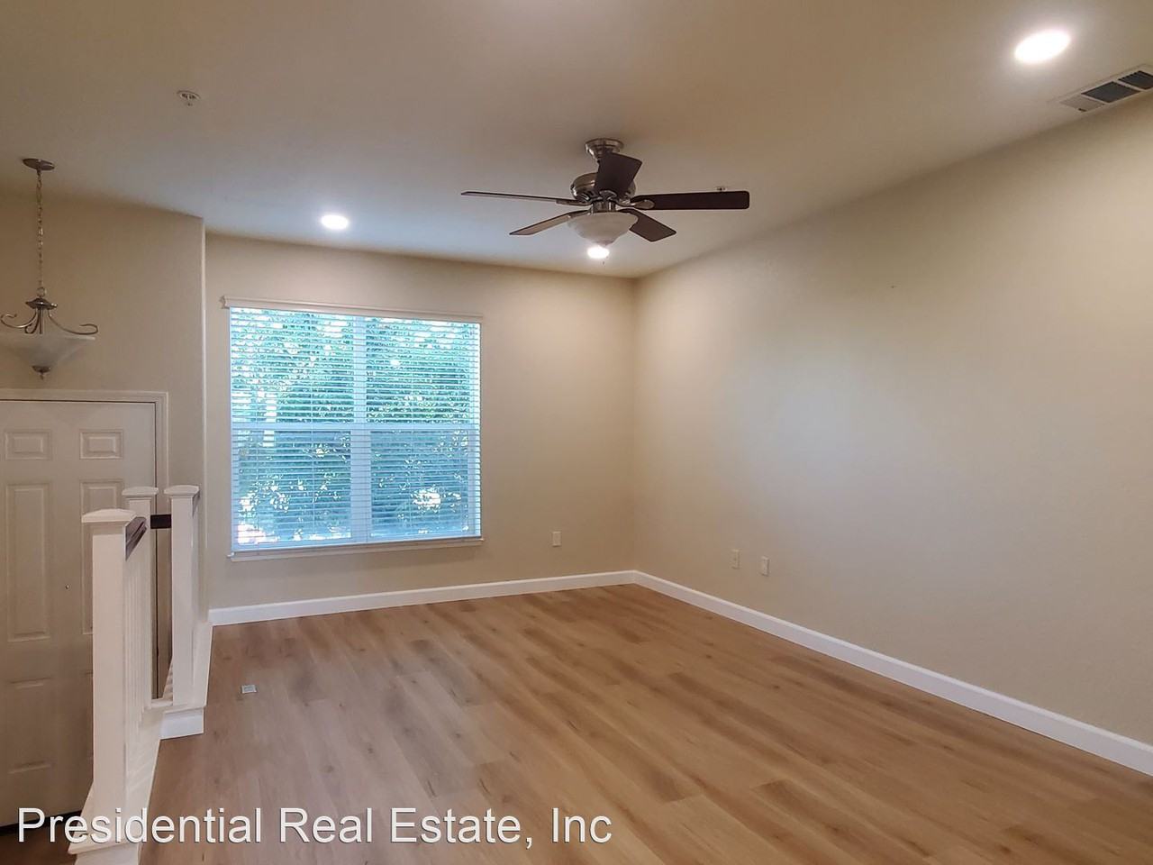 41 Esfahan Dr - Photo 2 of 12