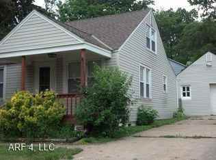 3640 N Garfield Ave - Photo 2 of 7