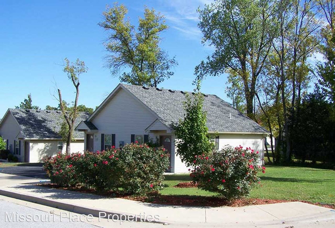 SOUTH WAGGONER CIRCLE - Photo 3 of 12