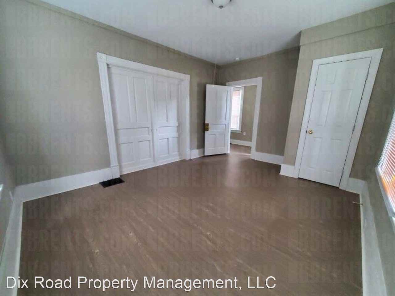 5659 Bramble Ave - Photo 3 of 14