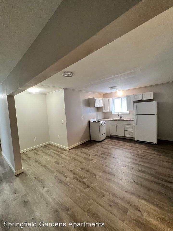 Springfield Gardens Apartments - Photo 2 of 8