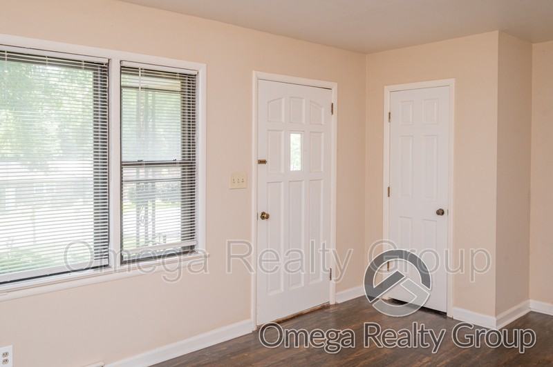 127 11th St Nw - Photo 6 of 43