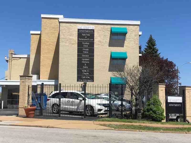 2727 Hampton Ave #201