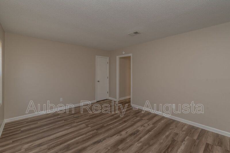 2311 Walden Dr #A1 - Photo 6 of 27