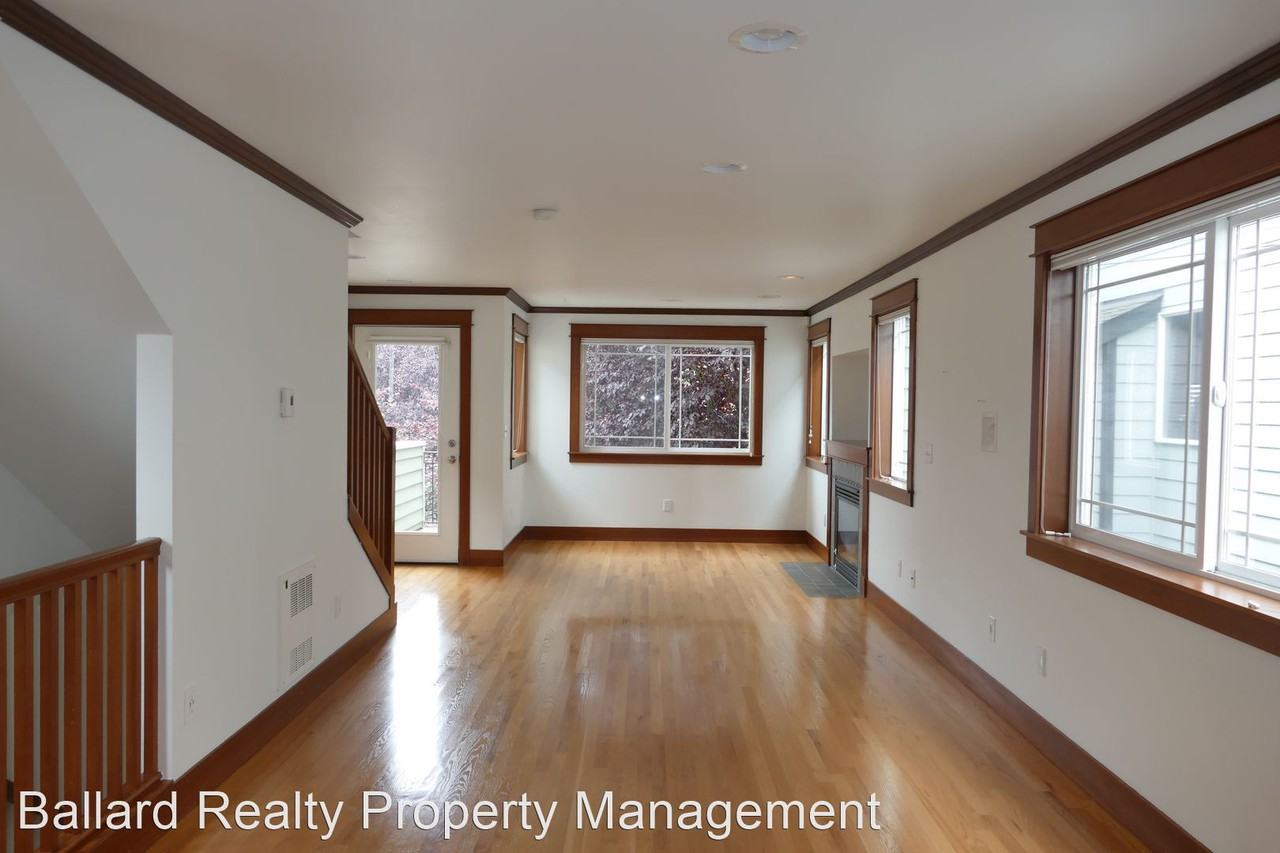 913 Nw 51st St - Photo 3 of 25