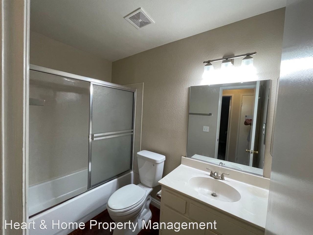 Heart & Home Property Management Apartments 3540 W Christine Cir