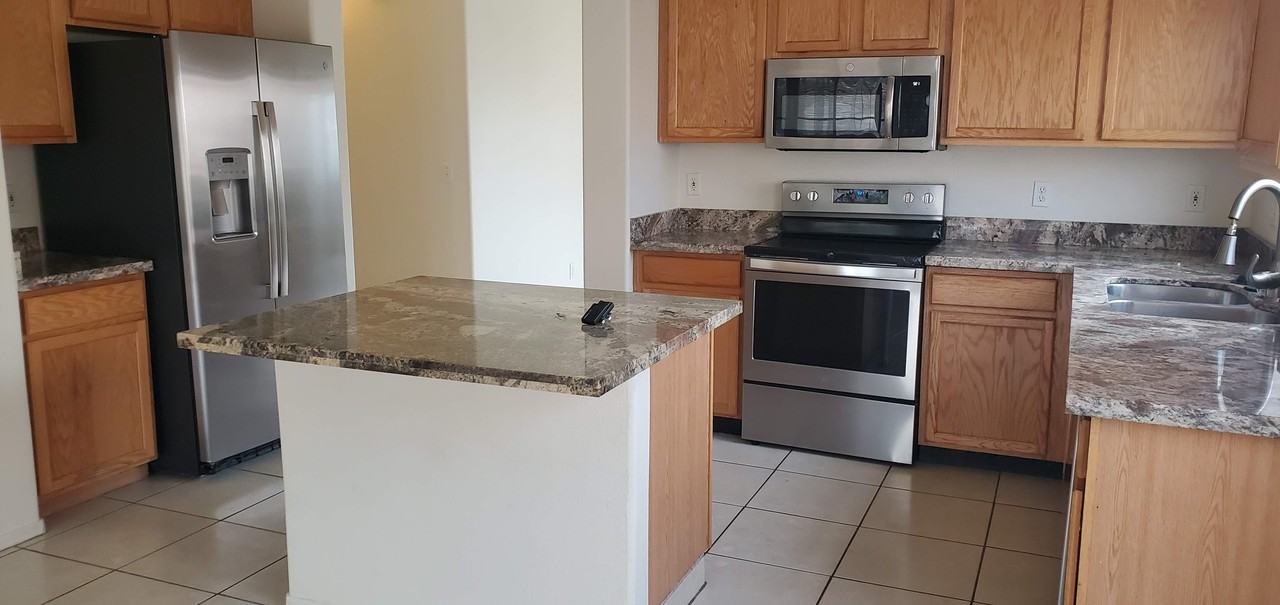 7444 E Cross Ridge Pl - Photo 3 of 27