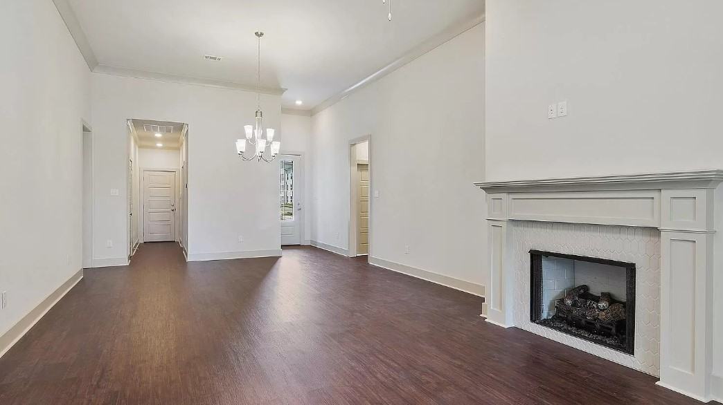 14032 Eastover Ave - Photo 3 of 10