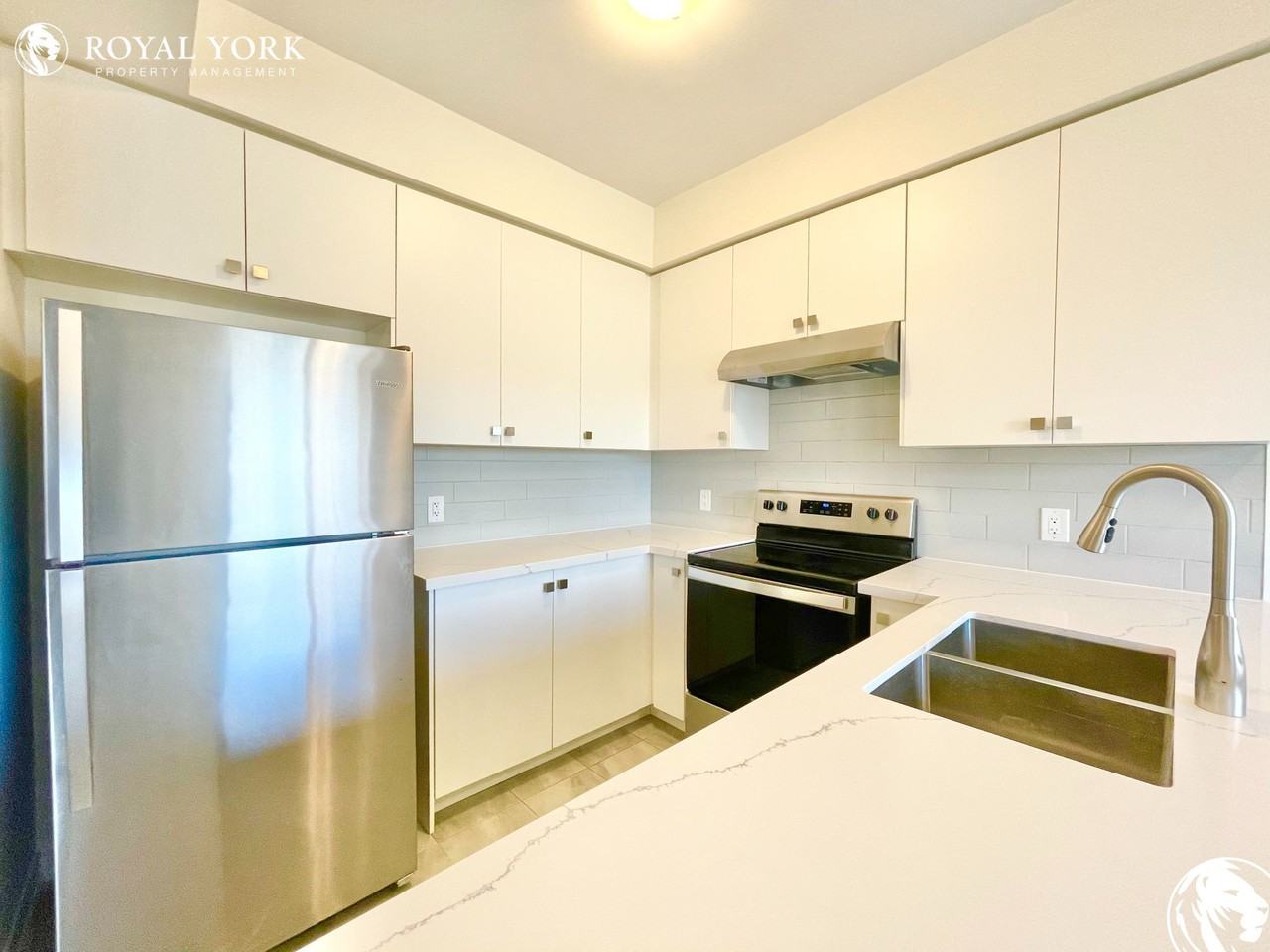 60 Blackwell Cres - Photo 2 of 33