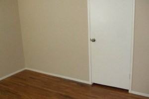 1044 West Avenue J5 - Photo 2 of 12