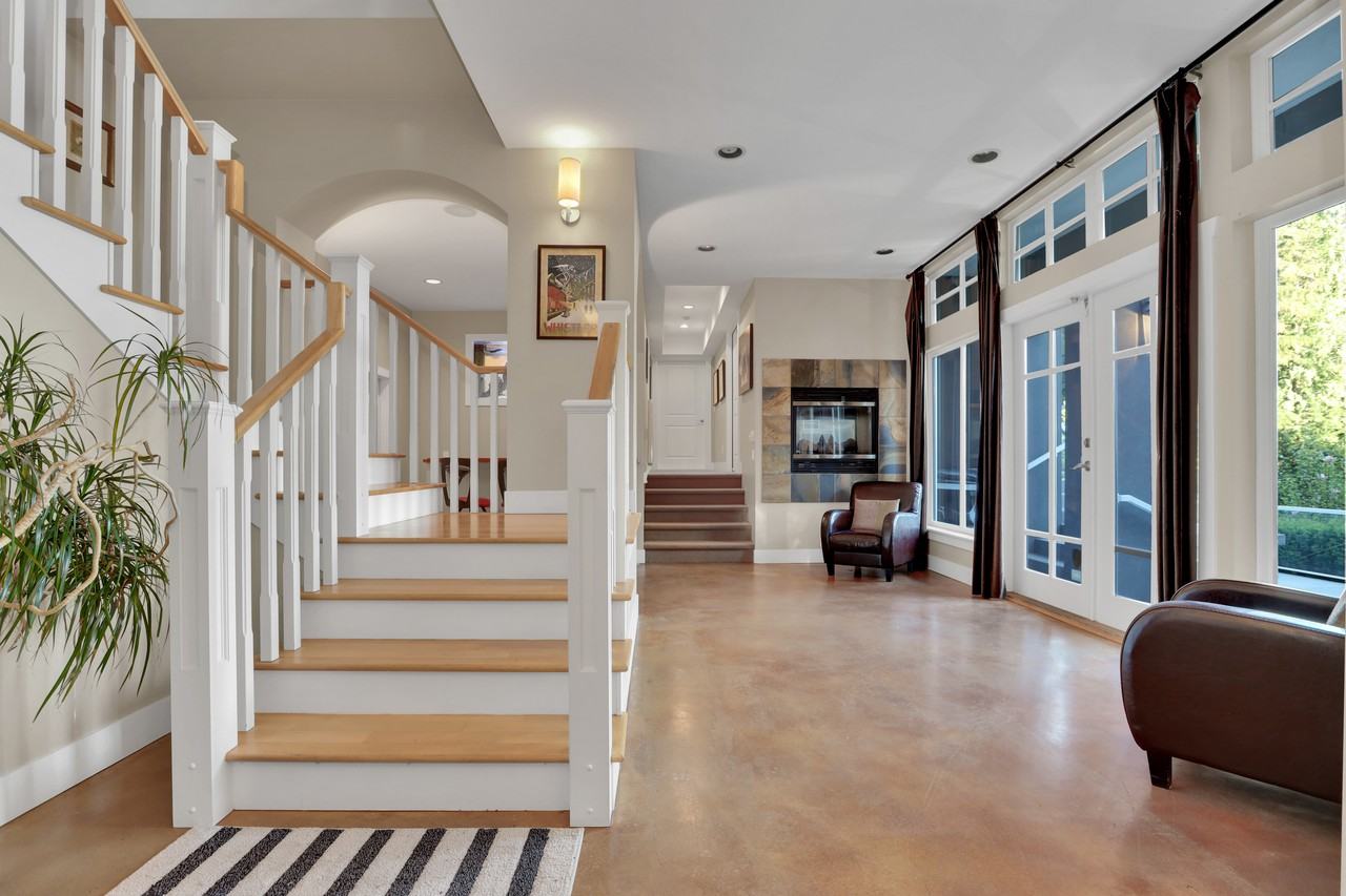 3797 Bayridge Ave - Photo 3 of 30