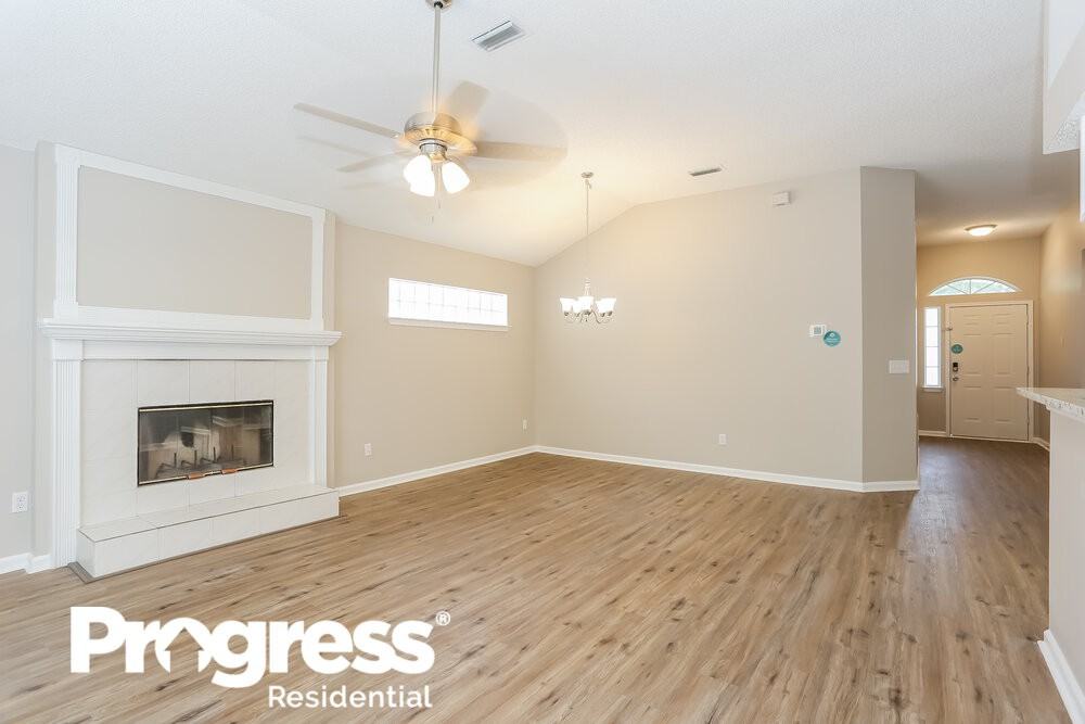 1156 Radis Pl - Photo 3 of 16