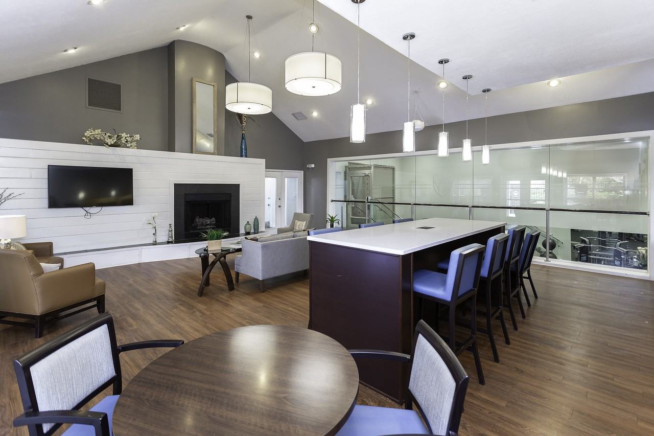 Windsor Park - Photo 5 of 42