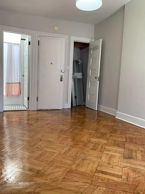 Prime Studio Apt on Riverside Drive & West 147th Street - Photo 2 of 11