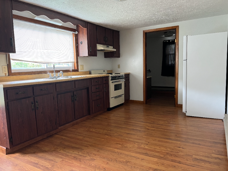 1448 Main St - Photo 2 of 6