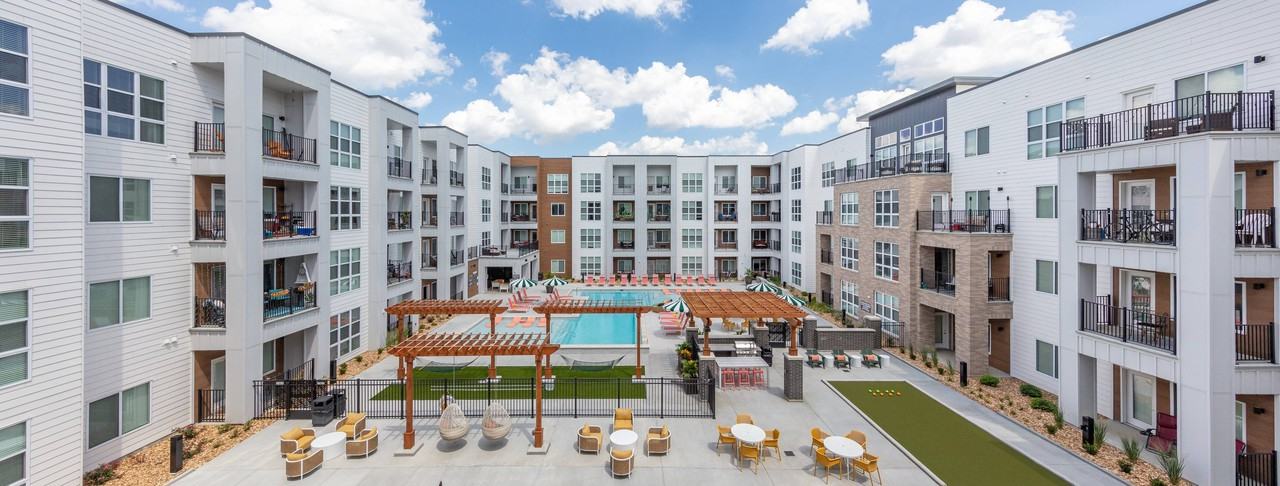 CORE - Photo 6 of 45