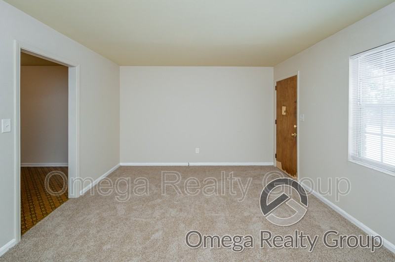 2020 High School Rd #C - Photo 7 of 21