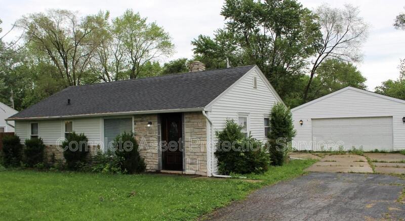 8403 Ellsworth Pl - Photo 2 of 14