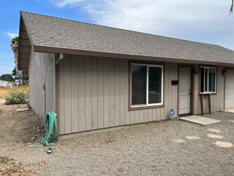 16350 Clover Ave - Photo 2 of 14