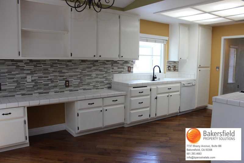 10313 Single Oak Dr - Photo 3 of 10
