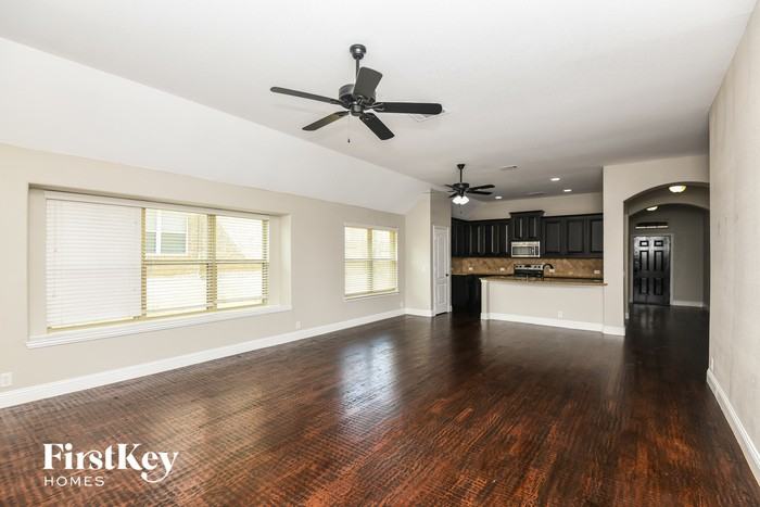 1922 Bay Laurel Dr - Photo 2 of 15
