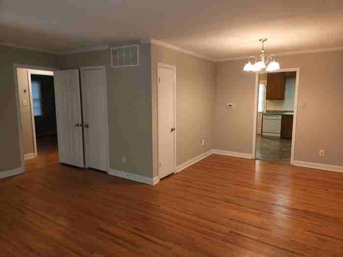 4701 Fairheath Rd - Photo 3 of 13