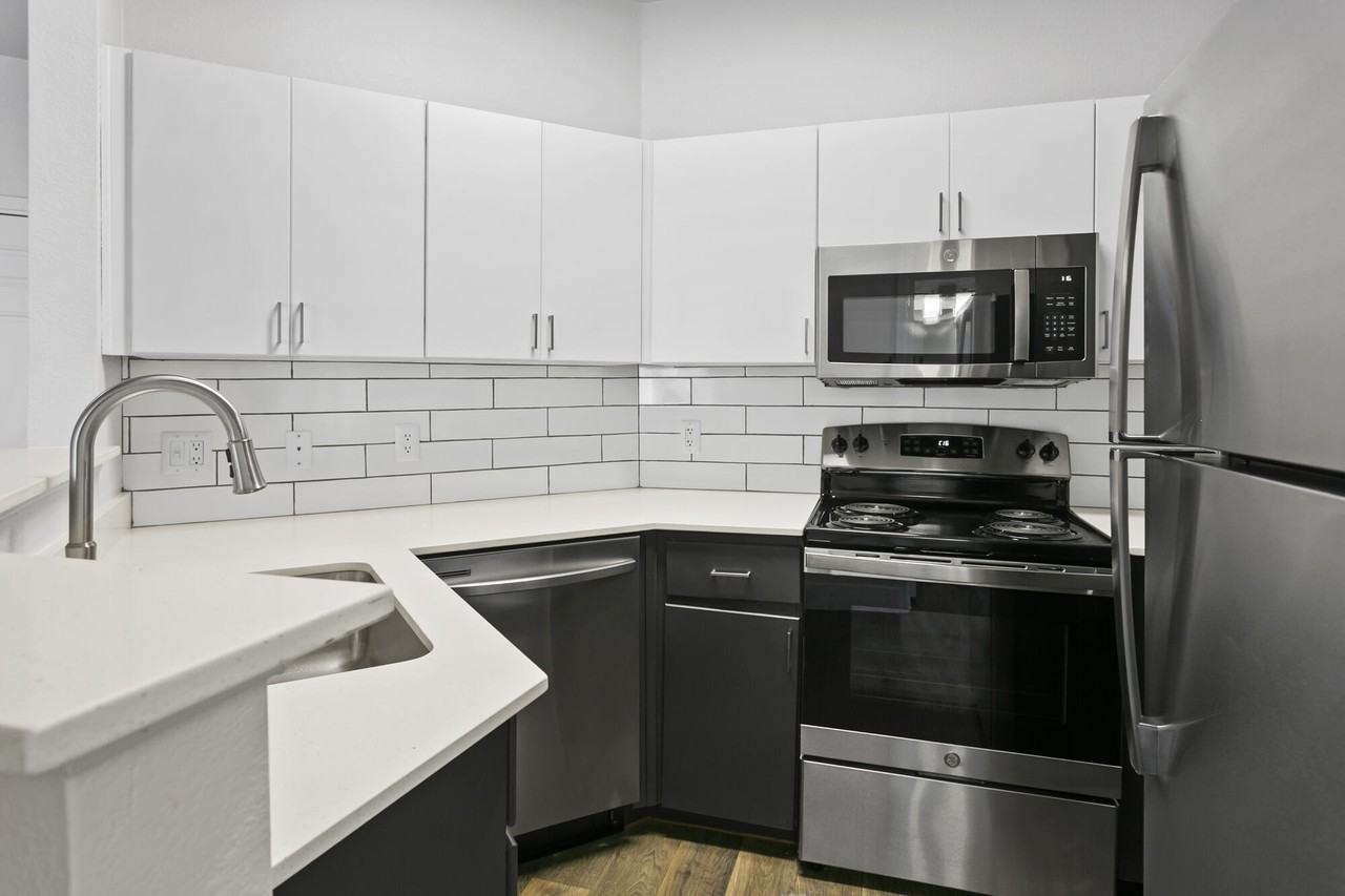 The Urban - Photo 2 of 31