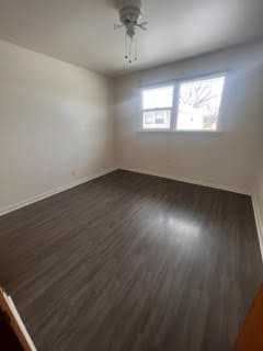 401 College Avenue East - Photo 3 of 7