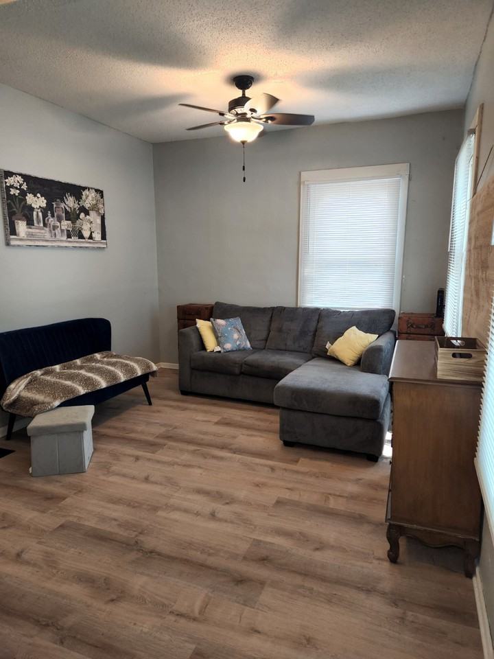 2407 Jefferson St #1 - Photo 2 of 18