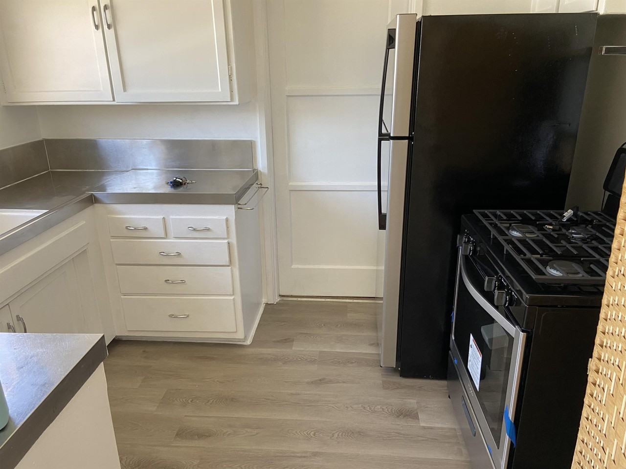 2475 Silver Lake Blvd #2475C - Photo 5 of 42