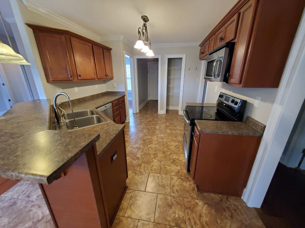 486 Bell Cir #1 - Photo 4 of 19