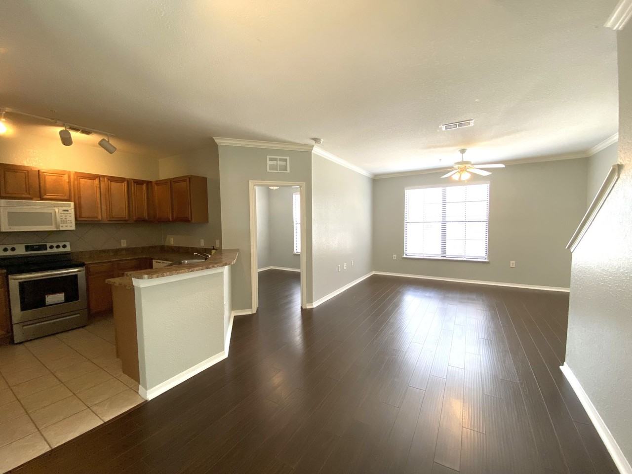 6129 Metrowest Blvd #107 - Photo 3 of 18