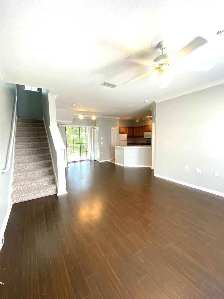 6129 Metrowest Blvd #107 - Photo 5 of 18