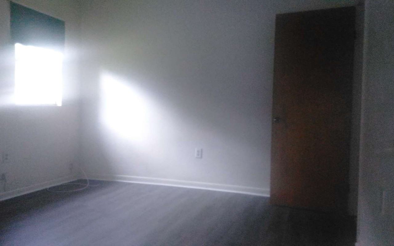 2600 S Marion Ave - Photo 6 of 7