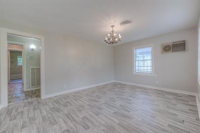 804 Burton Ave #14985764 - Photo 3 of 24