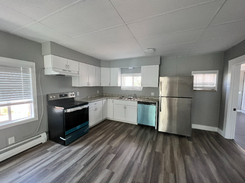 1427 9th Ave #6 - Photo 2 of 18